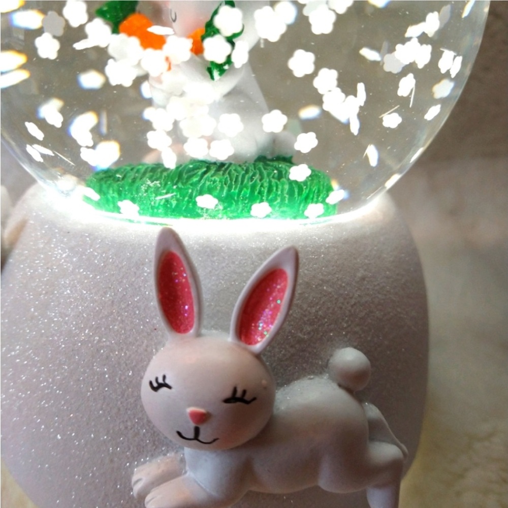 Bath & Body Works Easter Bunny 3 Wick Light Up Water Globe Candle Pedestal 8.5" - Picture 13 of 13